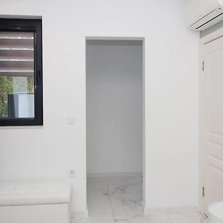 1bd Near Varna's Sea Garden With Parking Spot By Flat Mаnager * Varna